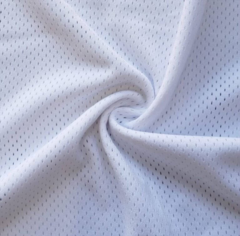 Single-jersey knitted fabric sample for circular knitting machine validation